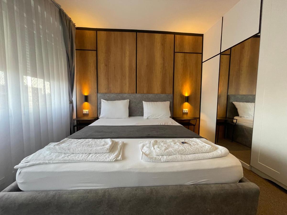 New Prishtina Luxury Rooms 普里什蒂纳 外观 照片
