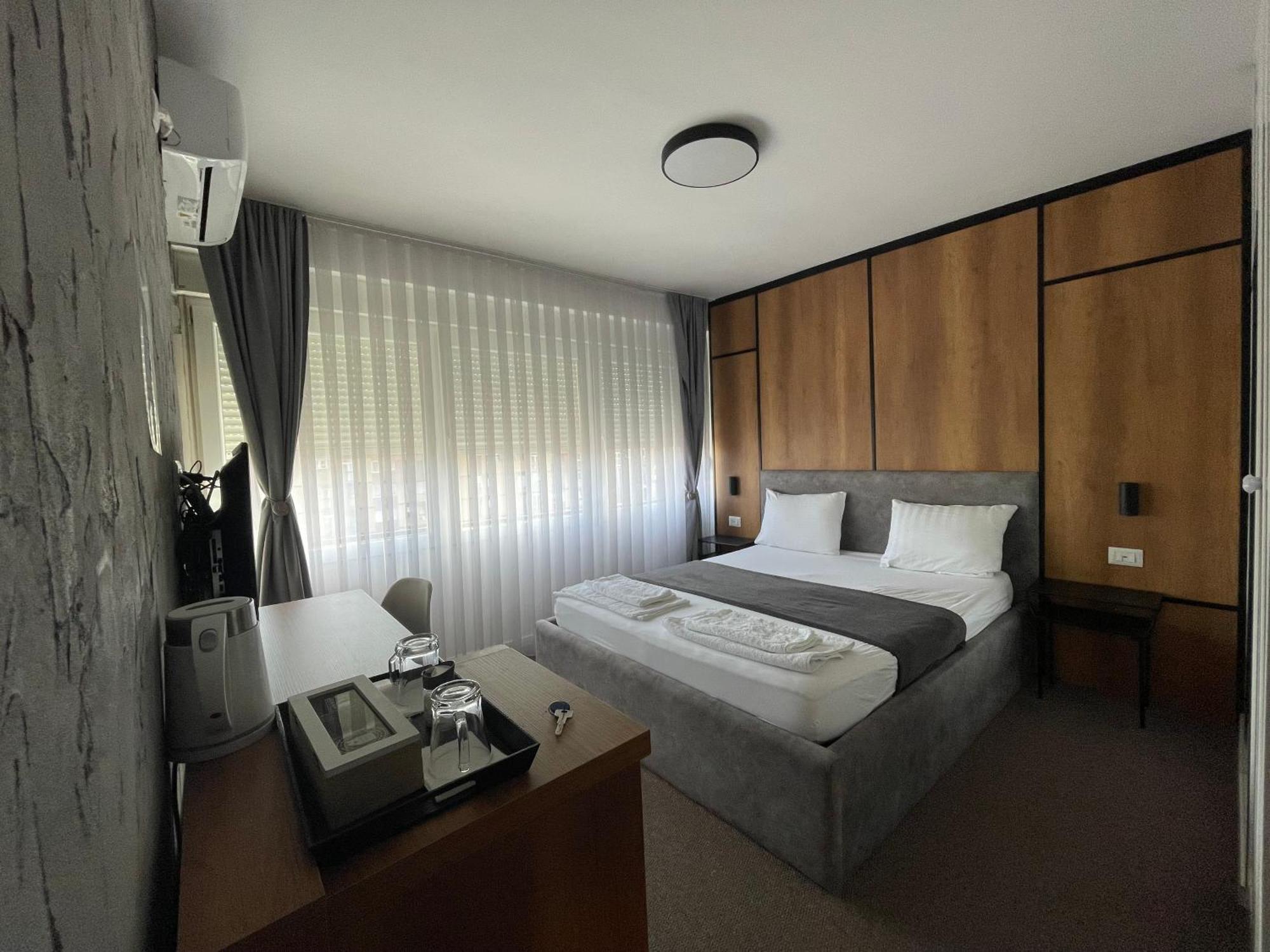 New Prishtina Luxury Rooms 普里什蒂纳 外观 照片