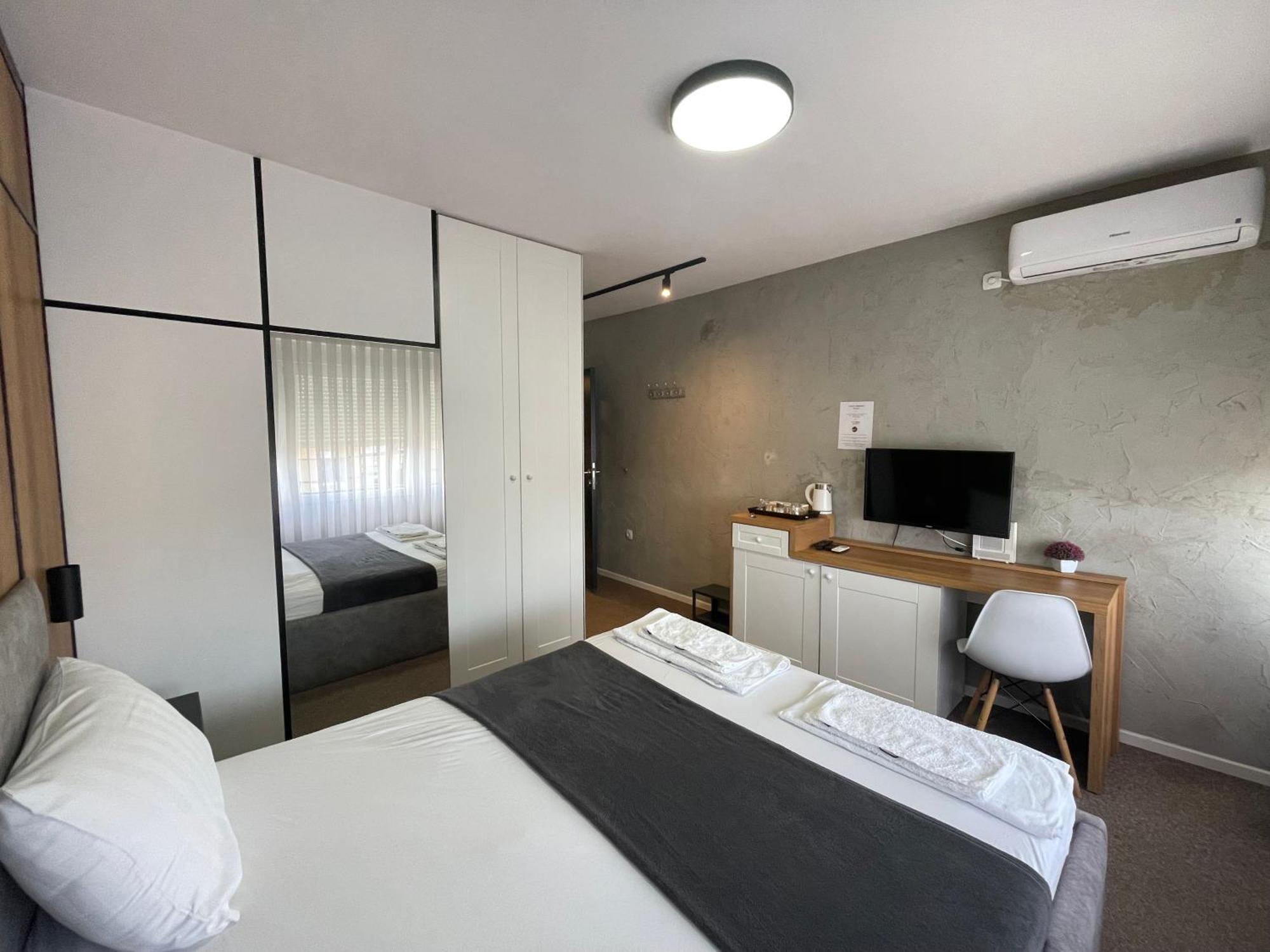 New Prishtina Luxury Rooms 普里什蒂纳 外观 照片
